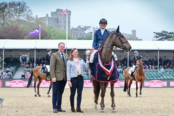 Lucy Townley takes the Walwyn Novice Championship crown at Royal Windsor Horse Show Lucy Townley takes the Walwyn Novice Championship crown at Royal Windsor Horse Show